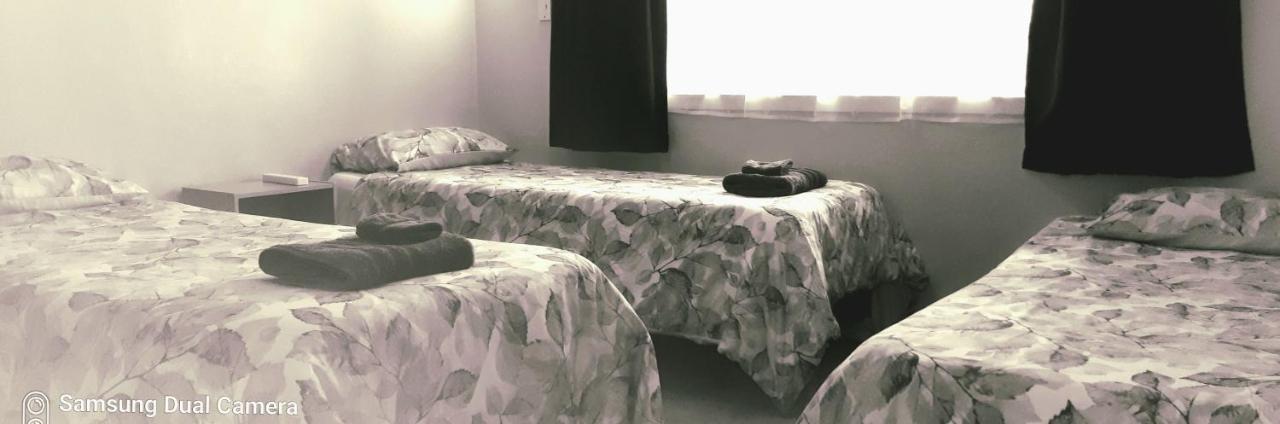 Aaron Court Motel Timaru Eksteriør billede